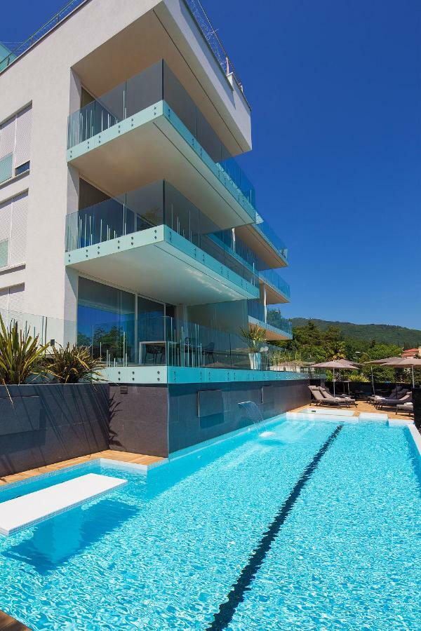 Opatija Deluxe Apartment With Swimming Pool Екстериор снимка